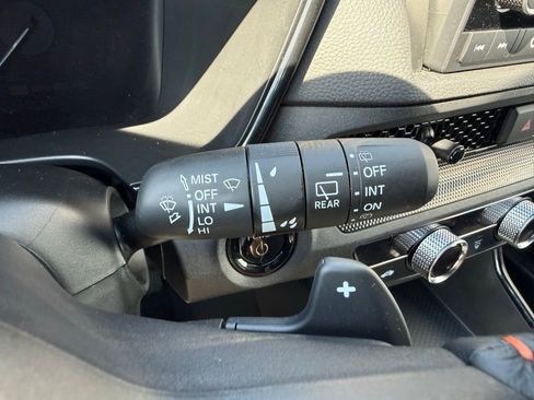 Used 2025 Honda CR-V Sport image 19