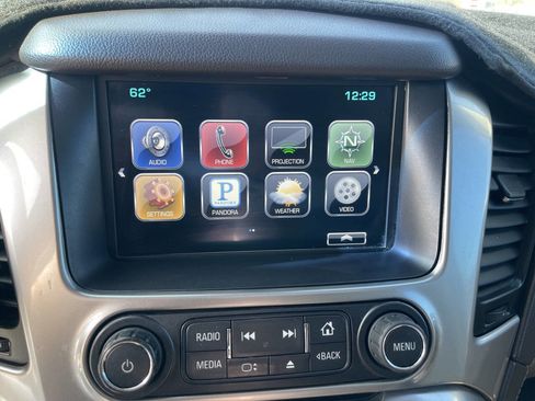 Used 2016 Chevrolet Suburban LTZ image 23