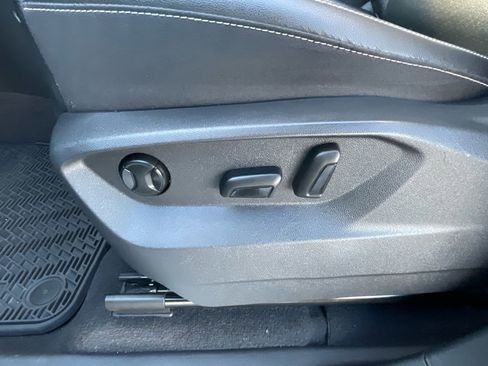 Used 2021 Volkswagen Atlas SE image 26