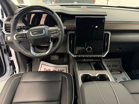 New 2026 GMC Acadia Denali w/ Super Cruise Package AWD/4WD image 19