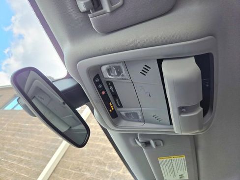 Used 2019 GMC Terrain SLE w/ Driver Convenience Package image 29