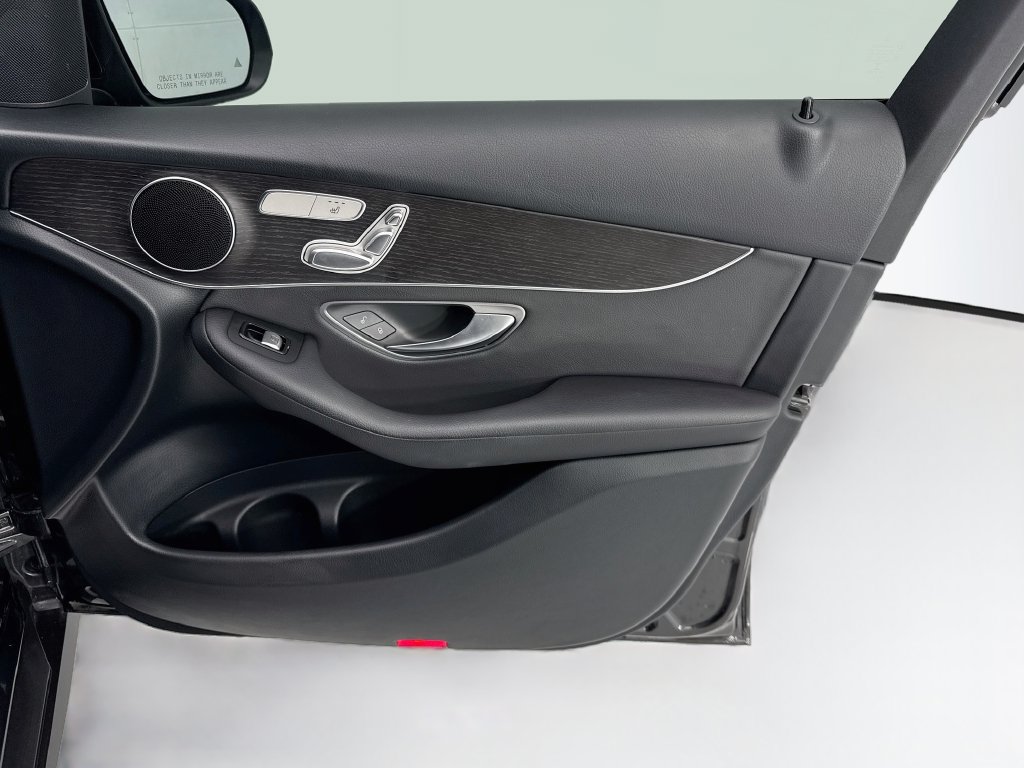 Certified 2022 Mercedes-Benz GLC 300 image 23