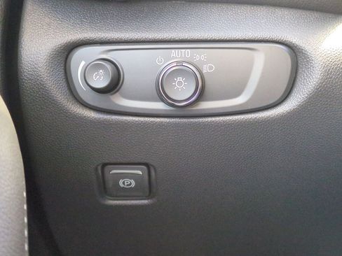 New 2026 Chevrolet Blazer LT w/ Convenience Package image 18