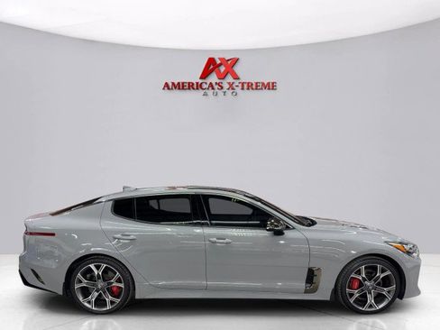 Used 2019 Kia Stinger GT1 image 8