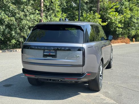 Used 2023 Land Rover Range Rover Long Wheelbase Autobiography AWD/4WD image 11