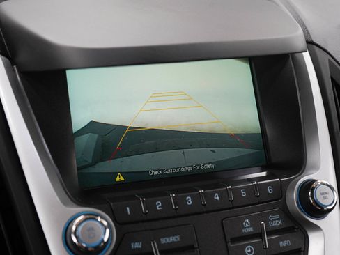 Used 2017 Chevrolet Equinox LT w/ Convenience Package AWD/4WD image 21