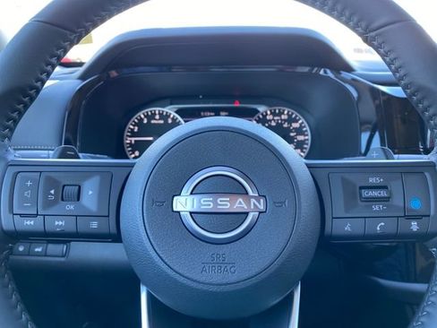 New 2025 Nissan Pathfinder SV image 17