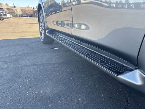 Used 2019 INFINITI QX80 Luxe w/ 22" Wheel Package image 13