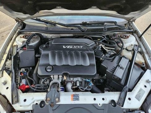 Used 2012 Chevrolet Impala LTZ FWD image 27
