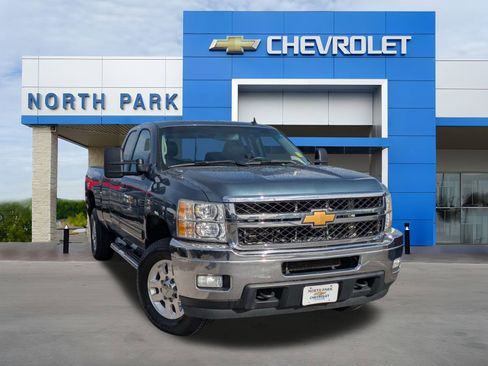 Used 2013 Chevrolet Silverado 2500 LTZ w/ LTZ Plus Package image 1