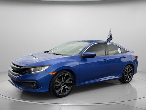 Used 2019 Honda Civic Sport image 2