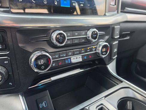 Used 2021 Ford F150 Lariat w/ Equipment Group 502A High AWD/4WD image 29