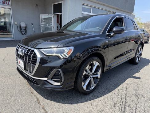 Used 2020 Audi Q3 2.0T Premium Plus w/ Premium Plus Package image 3