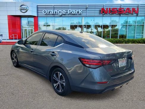 Used 2022 Nissan Sentra SV FWD image 3