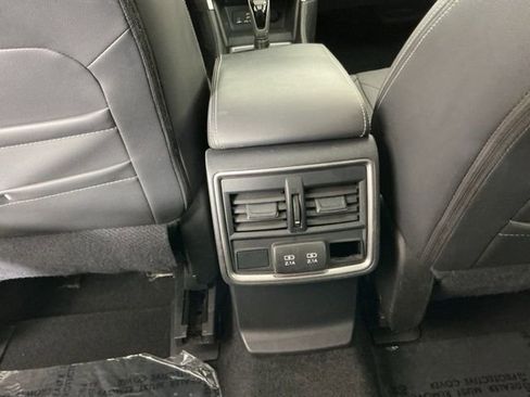 Used 2019 Subaru Forester Limited AWD/4WD image 25