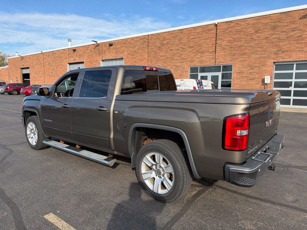 Used 2015 GMC Sierra 1500 SLE w/ SLE Value Package AWD/4WD image 3