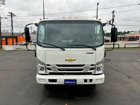 New 2025 Chevrolet Low Cab Forward image 59