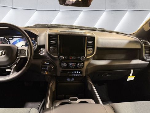New 2026 RAM 1500 Express AWD/4WD image 11