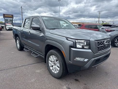 Certified 2024 Nissan Frontier SV w/ SV Convenience Package AWD/4WD image 3