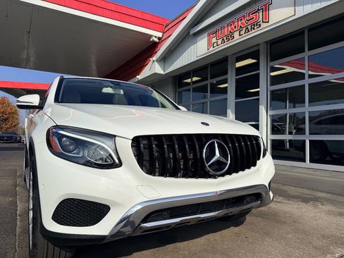 Used 2019 Mercedes-Benz GLC 300 4MATIC Coupe image 12