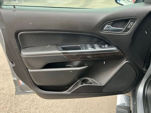 Used 2018 GMC Canyon SLT w/ Driver Alert Package image 14