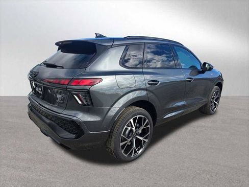 New 2026 Audi Q3 quattro 2.0T image 3