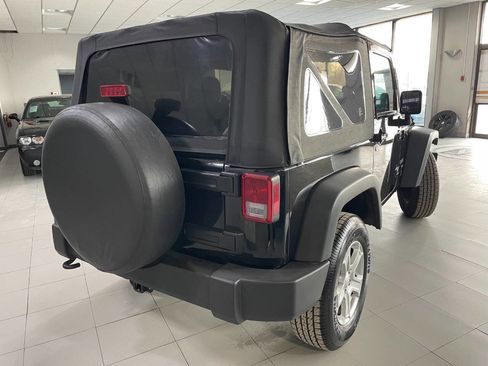 Used 2013 Jeep Wrangler Sport w/ Connectivity Group image 7