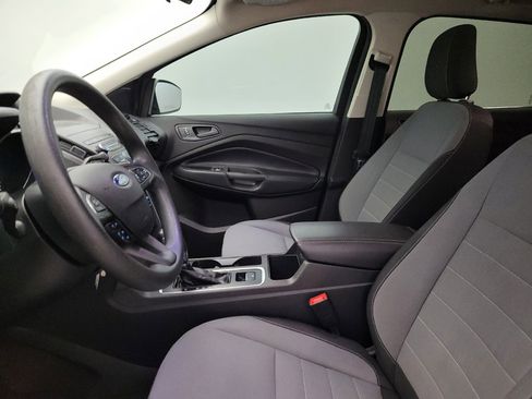 Used 2019 Ford Escape S image 17