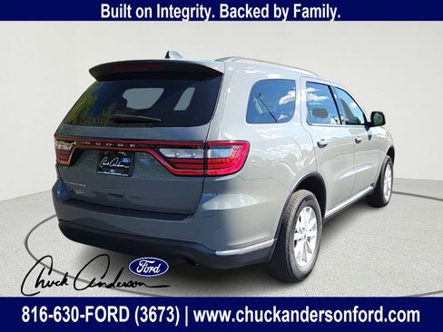 Used 2022 Dodge Durango SXT AWD/4WD image 5