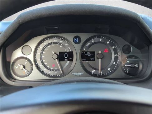 Used 2015 Aston Martin V8 Vantage GT RWD image 11