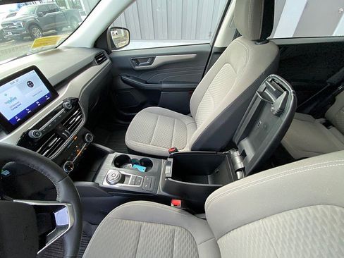 Used 2022 Ford Escape SE w/ Convenience Package image 53