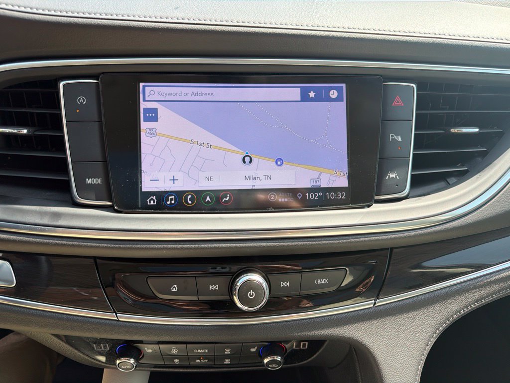 Used 2023 Buick Enclave Essence w/ Experience Buick Package FWD image 24