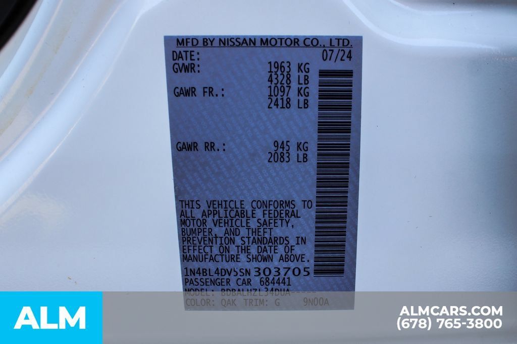 Used 2025 Nissan Altima 2.5 SV FWD image 37