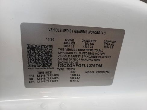 Used 2020 Chevrolet Express 3500 Extended w/ Driver Convenience Package RWD image 26
