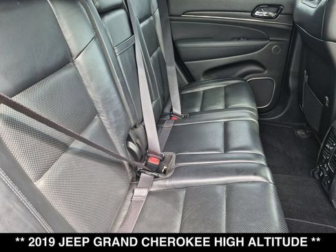 Used 2019 Jeep Grand Cherokee High Altitude AWD/4WD image 28