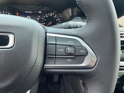 New 2026 Jeep Compass Latitude AWD/4WD image 31