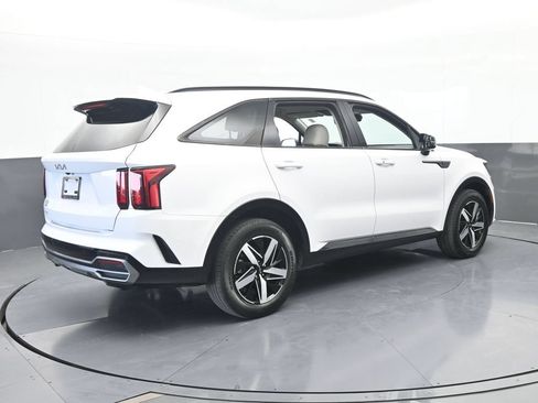 Used 2023 Kia Sorento EX FWD image 6