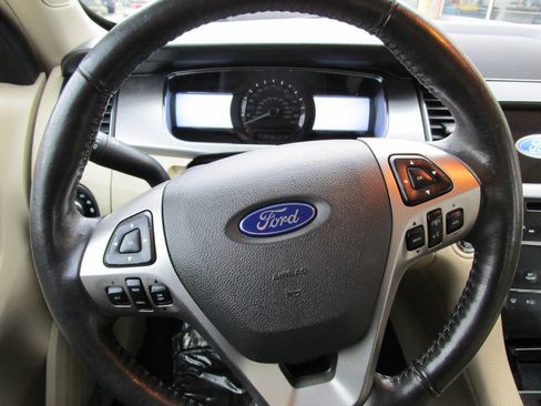 Used 2016 Ford Taurus SEL w/ Equipment Group 201A image 11