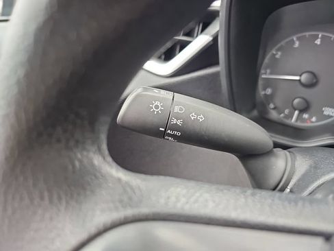 Used 2024 Toyota Corolla LE FWD image 33