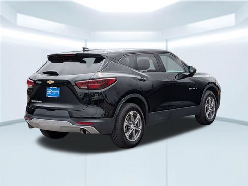 Used 2023 Chevrolet Blazer LT AWD/4WD image 6