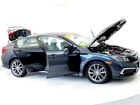 Used 2019 Honda Civic EX image 12