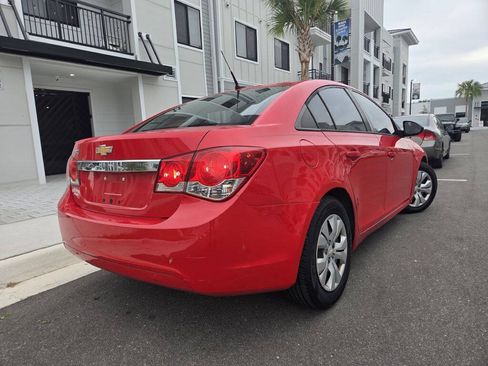 Used 2014 Chevrolet Cruze LS FWD image 5
