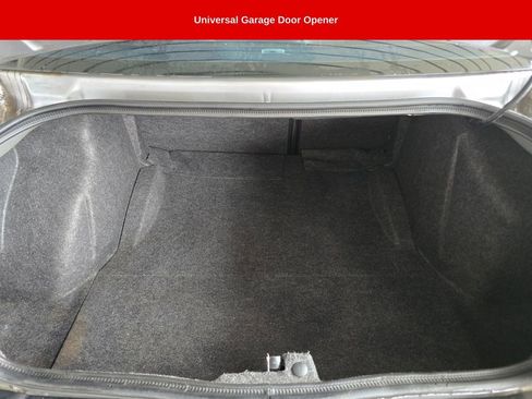 Used 2016 Dodge Challenger R/T Scat Pack w/ Leather Interior Group image 11