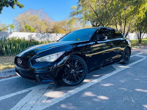 Used 2018 INFINITI Q50 Luxe image 1