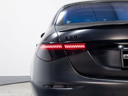 Used 2021 Mercedes-Benz S 580 4MATIC Sedan image 53