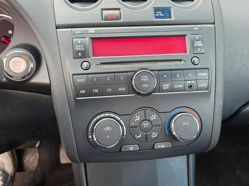 Used 2013 Nissan Altima 2.5 S FWD image 21