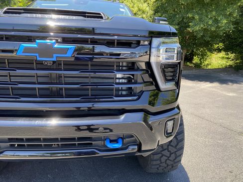 New 2025 Chevrolet Silverado 2500 LTZ w/ Trail Boss Package AWD/4WD image 14