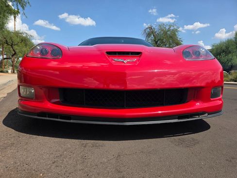 Used 2007 Chevrolet Corvette Z06 w/ Preferred Equipment Group RWD image 12