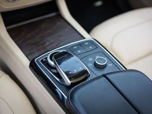 Used 2017 Mercedes-Benz GLE 43 AMG 4MATIC Coupe image 32