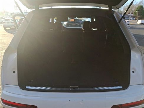 Used 2025 Audi Q7 3.0T Premium Plus image 29